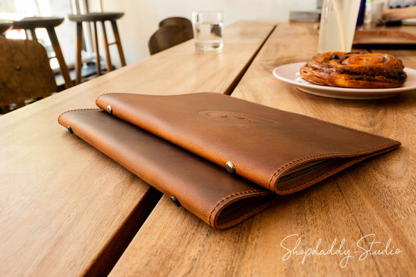 Custom Rusty Leather Menu Holder with Plastic Sleeves