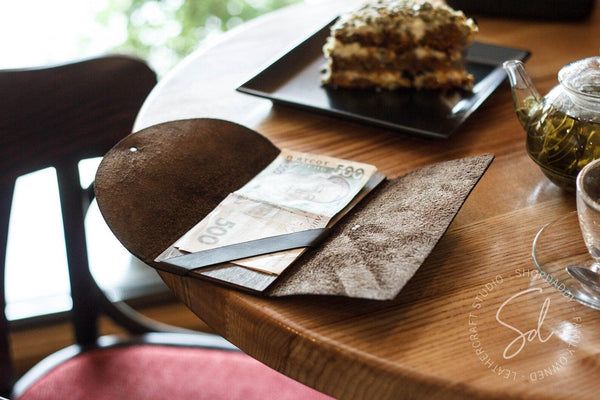 Chocolate Check Holder with Button Stud for restaurant