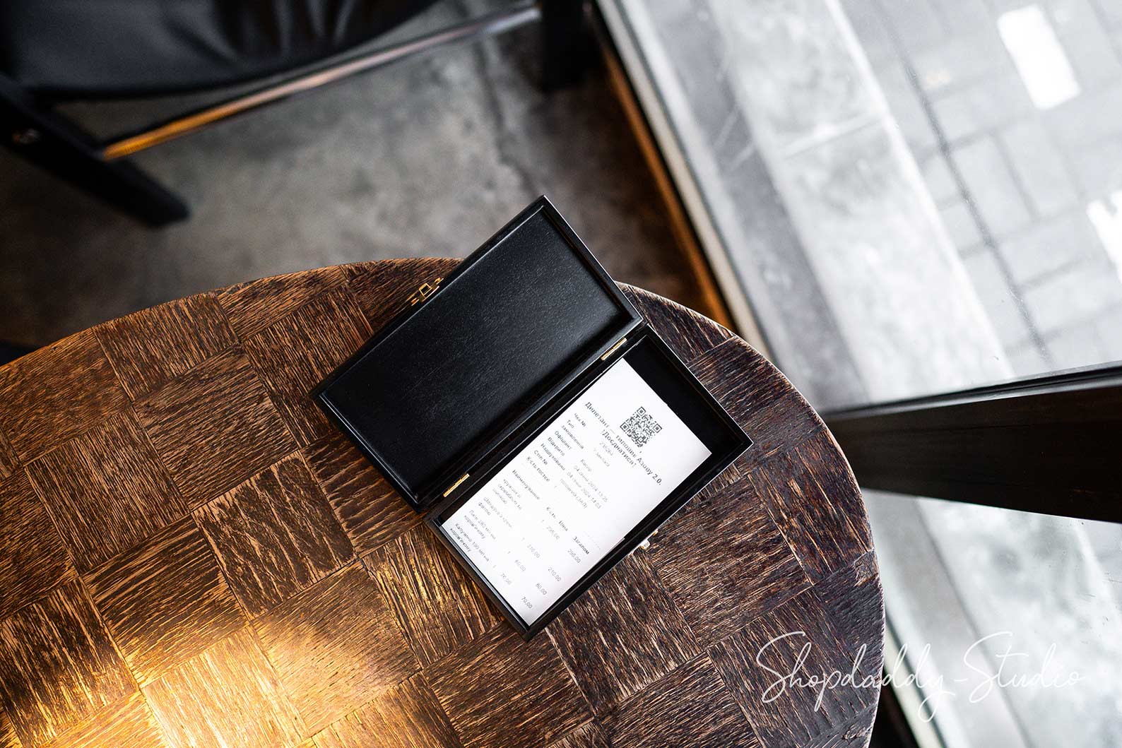 Chejer Box Black Wooden Check Presenter Box with Brass Label – Shopdaddy-Studio