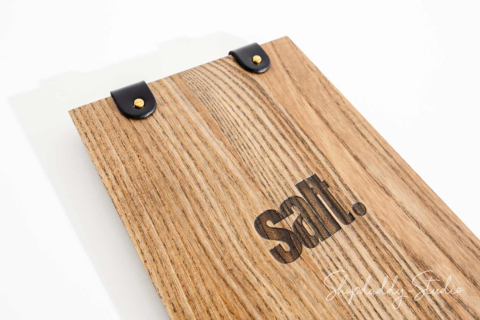 小物入れ UNITED ARROWS HAY MENU muuto bastisrike Custom Ashwood Walnut Menu Holder with Two Leather Clasps