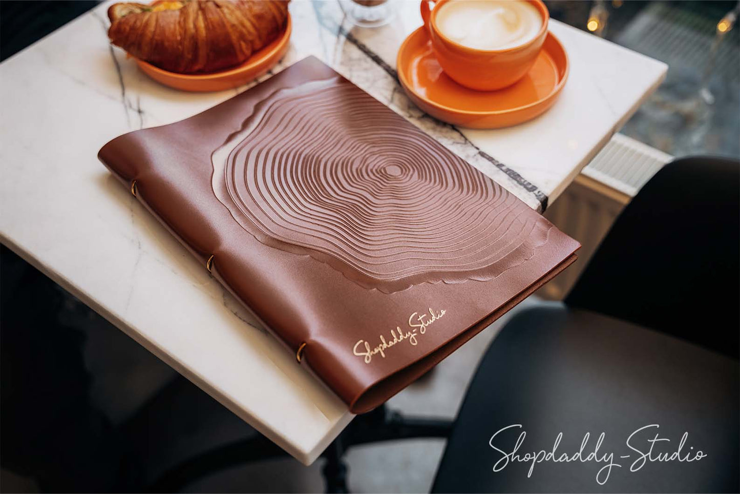 Custom Brown Thick Leather Menu Folder with Golden Rings for restaurant