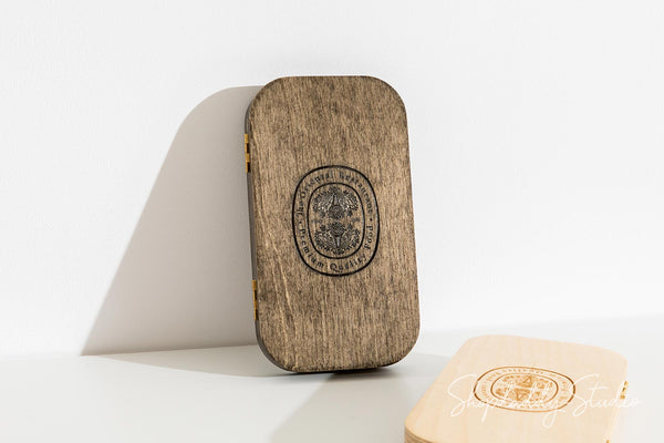 Custom Oval Wood Check Presenter Box With Magnets for restaurant