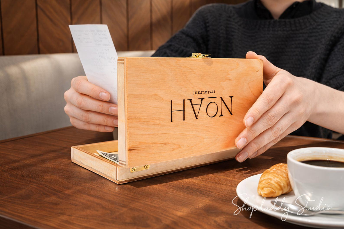 Lacquer Wooden Check Presenter Box for Cafes and Bars
