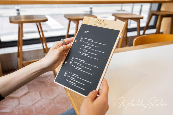 Matt Lacquer Plywood Menu Board with Engraved Logo for Tabletop Use