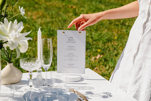 Plastic Table Tent With Wooden White Round Stand