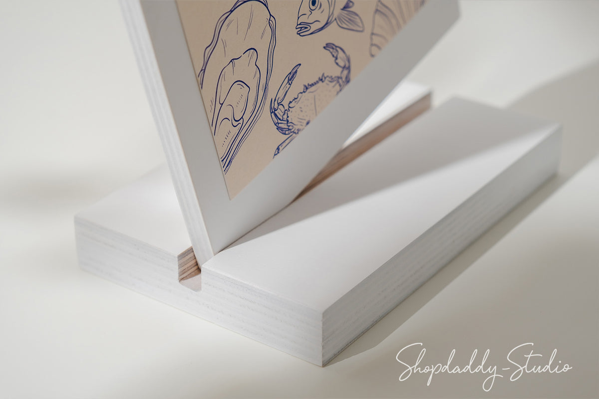 White Straight Wooden Table Menu Holder With Golden Binder for cafe