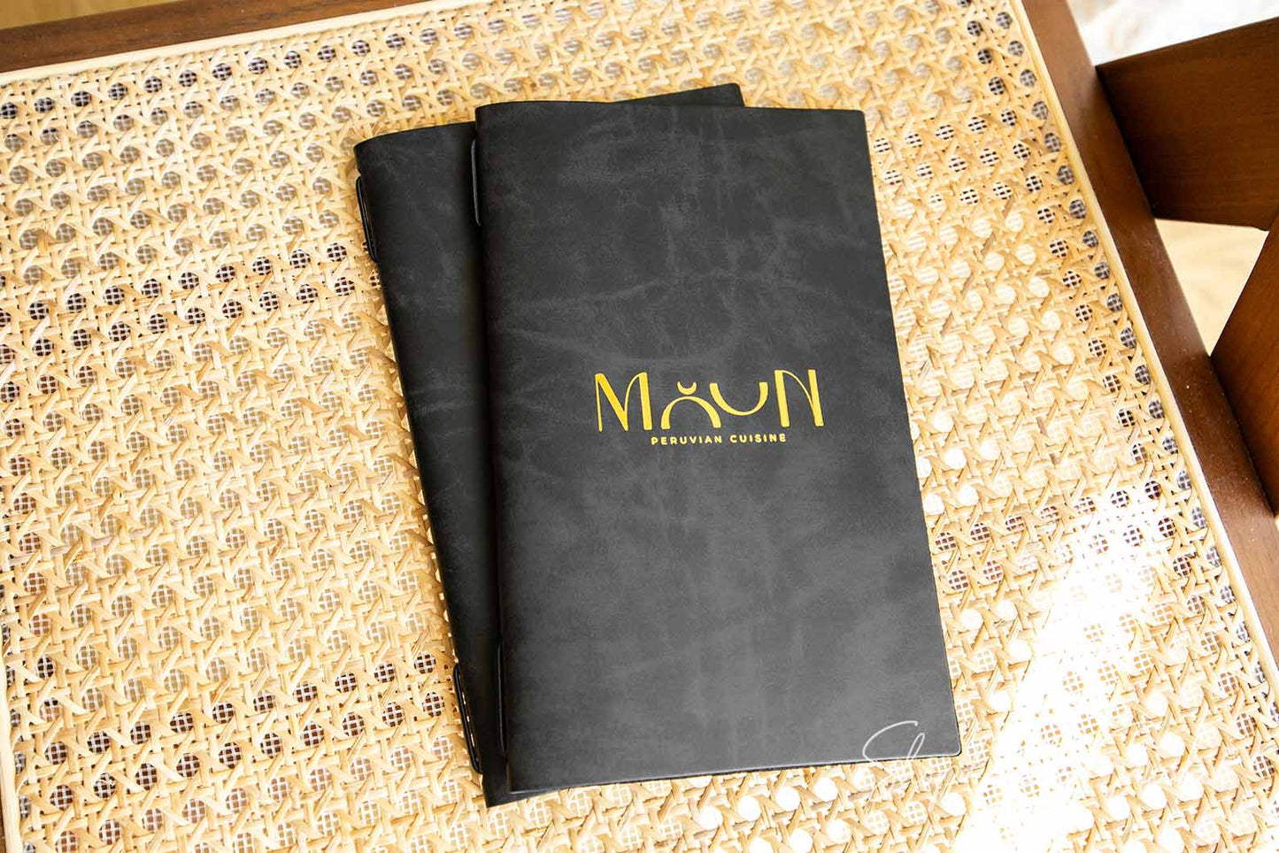 Eco-conscious menu holder with modern minimalist design