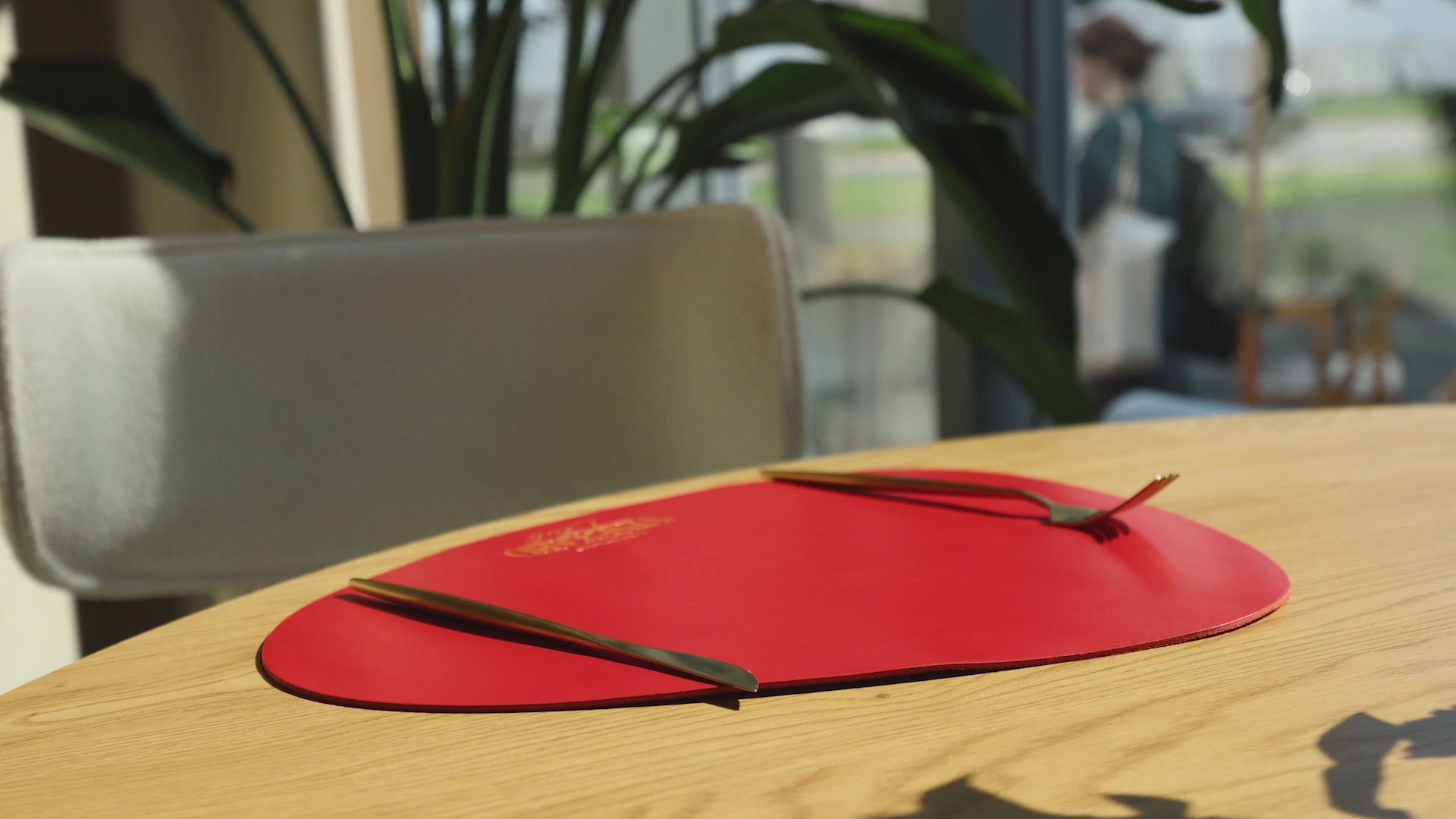 Red Thick Leather Pebble Table Dining Placemat 