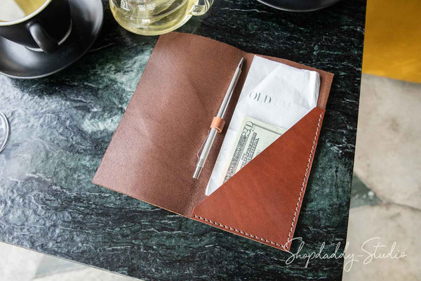 Restaurant Brown Italian Leather Check Presenter with Pattern