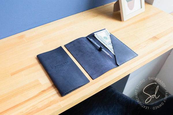 Navy Blue Leather Check Presenter with Pen Loop