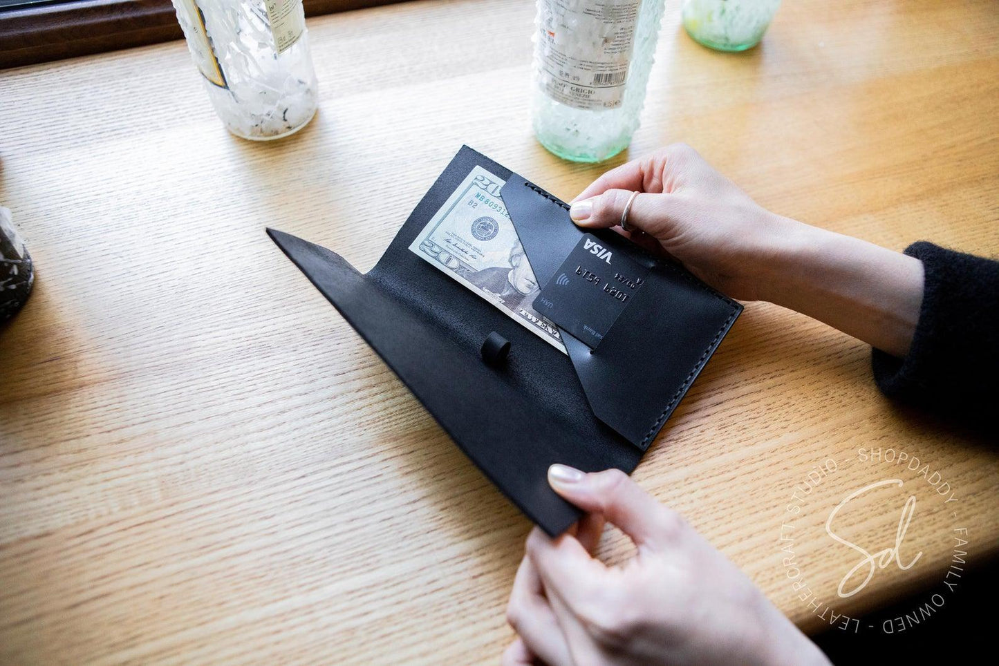 Black Italian Leather Check Presenter with Loop