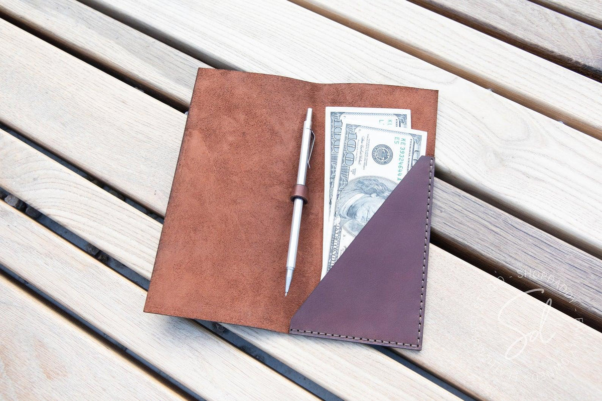 cafe Brown Leather Check Presenter with Pen Loop
