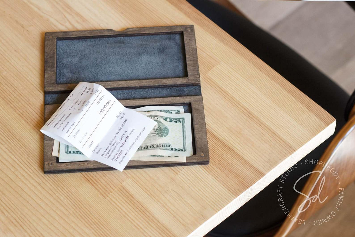restaurant Green-Gray Check Presenter with Magnets