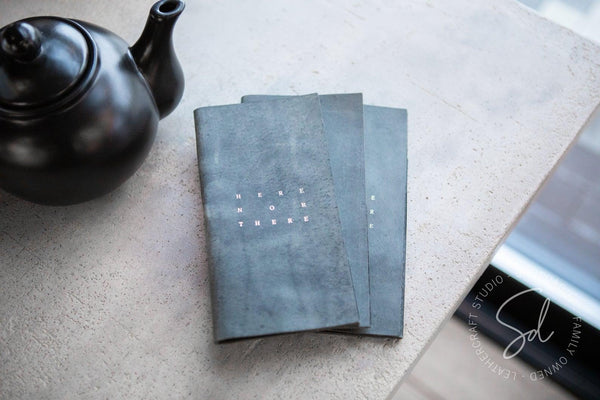 restaurant Green-Gray Leather Check Presenter with Pen Loop