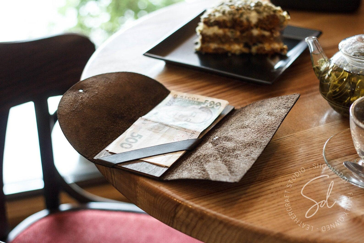 Chocolate Check Holder with Button Stud for restaurant