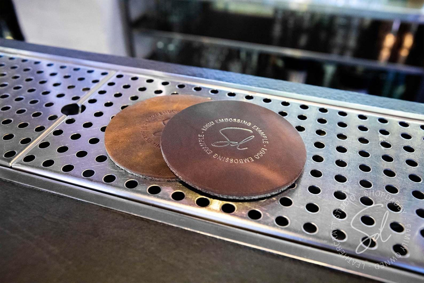 round Set of Brown Coasters with Cork (5 pcs) for restaurant